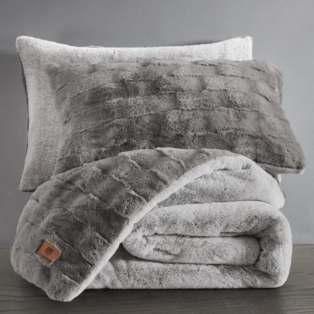 FRYE Faux Fur Comforter Set, 3-piece Set KING SIZE